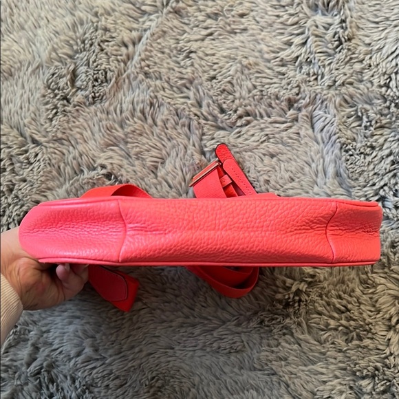 Kate Spade adjustable strap shoulder crossbody - Picture 5 of 8